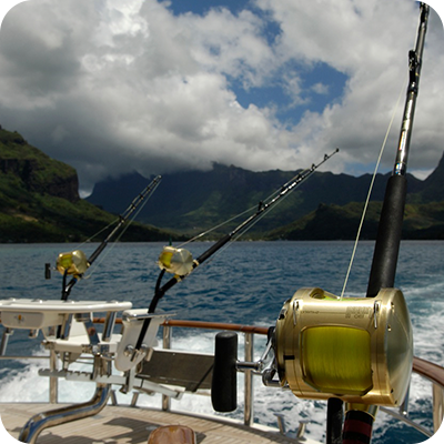 Fishing on yacht